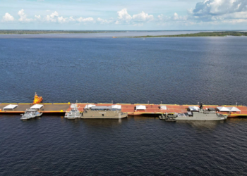 Marinha inicia fiscalizações em embarcações que estão a caminho de Parintins