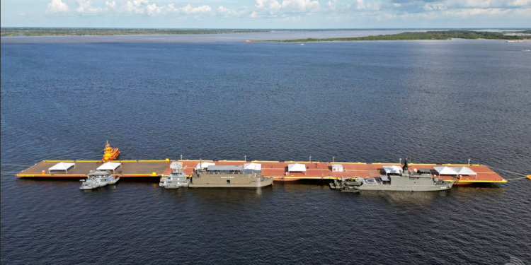 Marinha inicia fiscalizações em embarcações que estão a caminho de Parintins