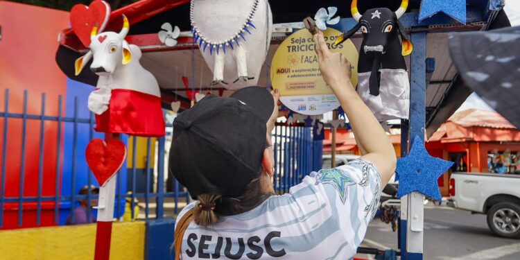 Governo do Amazonas promove campanha contra exploração sexual infantojuvenil em parceria com tricicleiros de Parintins