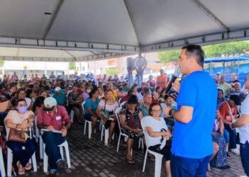 Parlamentar acompanha lançamento do Projeto Oftalmologia Humanitária