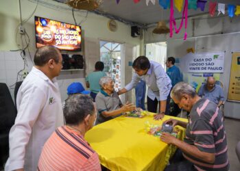 Deputado promove ação social na Casa do Idoso São Vicente de Paula