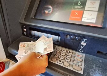 Após ação da Defensoria, Justiça determina que Bradesco cancele descontos de cestas tarifárias em Coari e Codajás