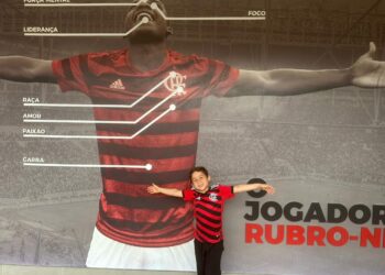 Amazonense de 6 anos vai estrear com a camisa do Mengão no dia 28 de junho