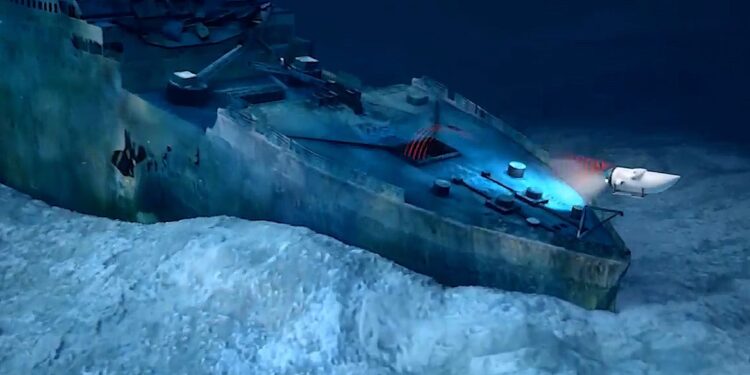 Continuam buscas por submarino que visitava Titanic com cinco a bordo