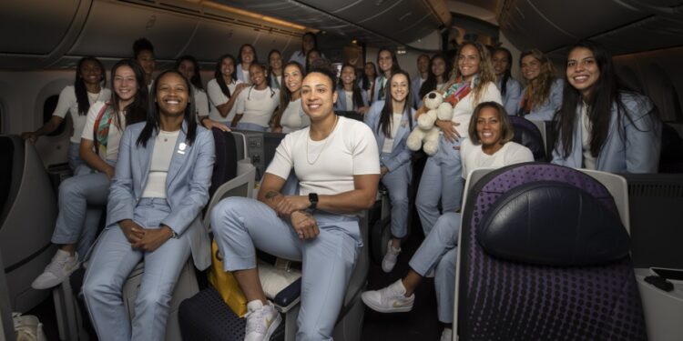 Seleção Brasileira Feminina embarca para a disputa da Copa do Mundo