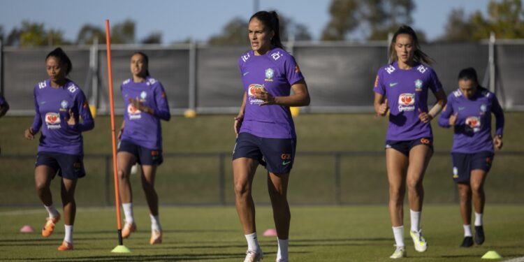 Pia Sundhage comanda segundo treino da Seleção Feminina em Brisbane