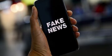 Lei aprovada vai proibir Estado a patrocinar sites condenados por fake news