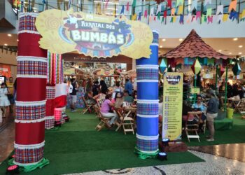 Arraial dos Bumbás entra na última semana de programação no Manauara Shopping