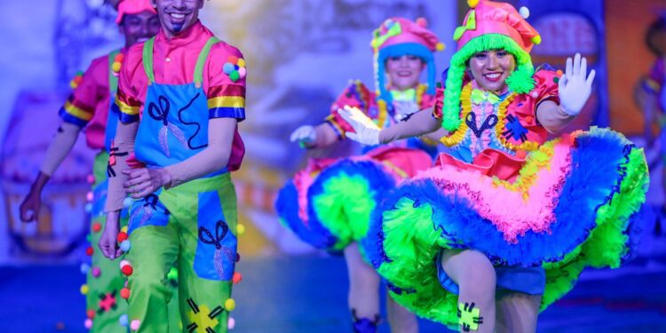 Mais de 10 danças folclóricas serão levadas ao Centro Cultural Povos da Amazônia neste sábado e domingo (22 e 23/07)