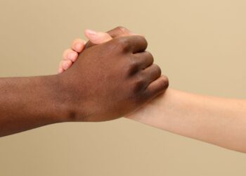 Dia Nacional de Combate à Discriminação Racial: especialista reforça a importância de se combater o racismo ainda na infância 