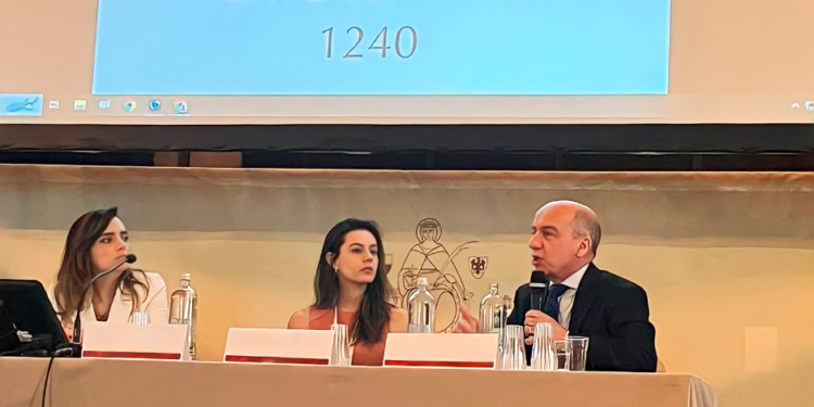 Presidente do TCE palestra em Fórum Internacional de Direito, na Itália, e estreita parcerias