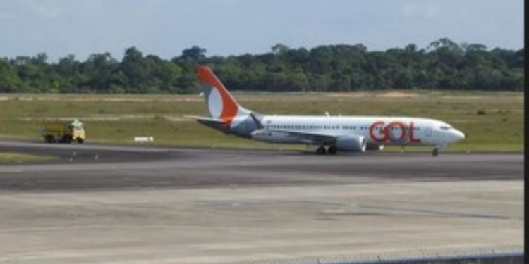 Em Manaus, avião da Gol faz pouso de emergência no Aeroporto Eduardo Gomes