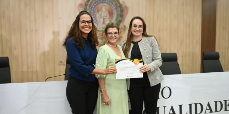 Juíza da Comarca de Barcelos recebe Selo Ouro do CNJ