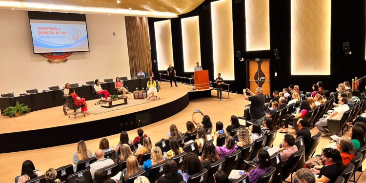 TDAH é tema de roda de conversa em evento do Tribunal de Contas