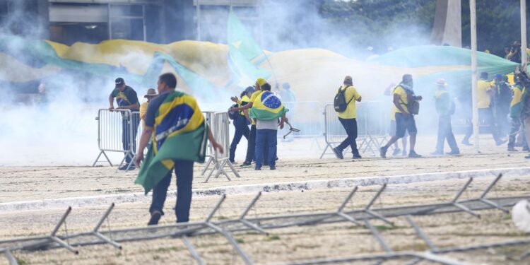 PF prende suspeito de participação em atos no dia 8 de janeiro