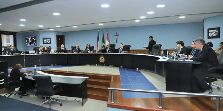 TCE-AM determina que ex-presidente da Câmara de Rio Preto da Eva devolva R$ 2 milhões aos cofres públicos