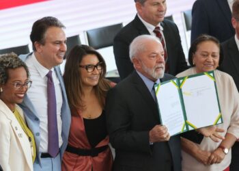 ‘Não se pode falar em meritocracia com educação desigual’, diz Lula