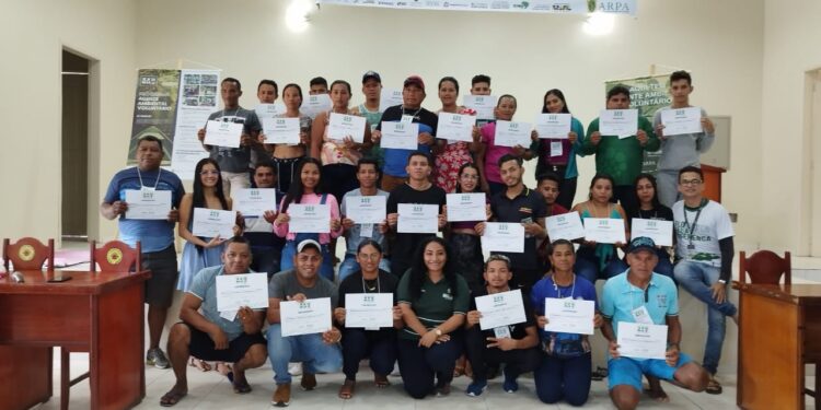 RDS Rio Amapá capacita 31 novos Agentes Ambientais Voluntários