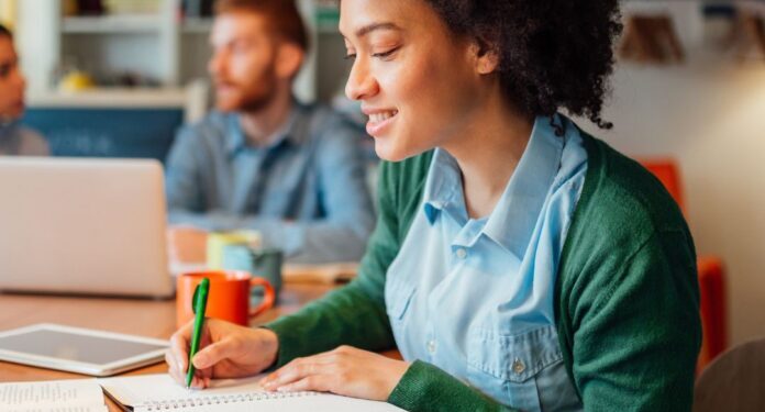 Wyden realiza vestibular especial para a forma de ensino presencial