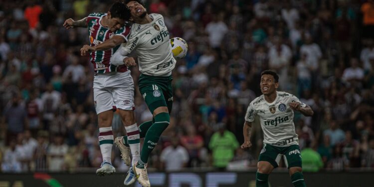 Fluminense e Palmeiras jogam no Maracanã mirando o G4 do Brasileiro; onde assistir