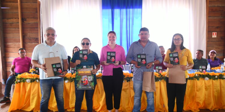 Em Careiro e Autazes, Governo do Amazonas beneficia turismo de pesca esportiva