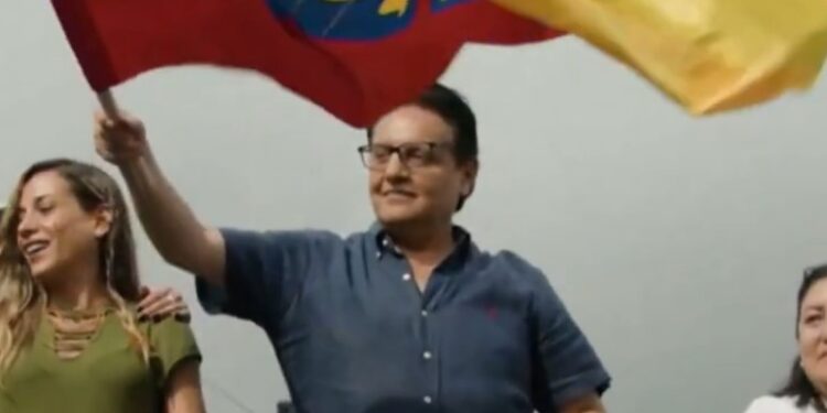 Governo do Equador declara estado de exceção e mantém eleições para 20 de agosto