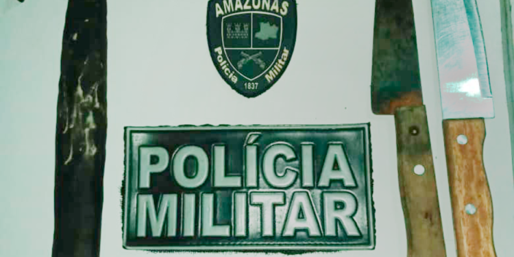 Homem é preso suspeito de agredir companheira com um martelo