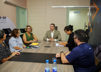 Detran Amazonas compartilha projetos com o Detran Paraná
