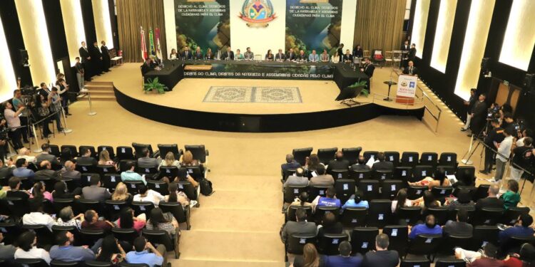 Com palestras de ministros do STF e STJ, TCE dá início a seminário internacional sobre Direito ao Clima