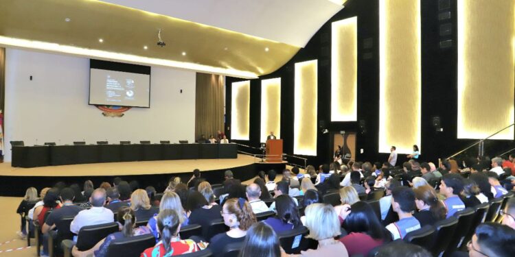 TCE é palco de mais uma iniciativa contra a violência e discriminação