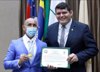 Câmara de Manaus concedeu Medalha de Ouro a policial preso neste domingo (20/08)