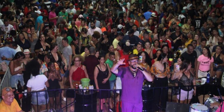 Andanças de Ciganos promove festa em homenagem ao Dia dos Pais