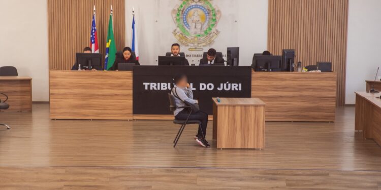 Homem que assassinou e queimou o corpo de ex-companheira é condenado pela Justiça