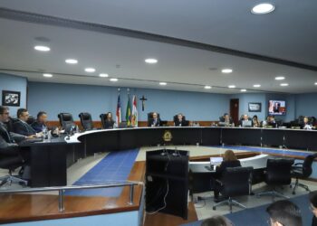 TCE reprova contas e multa ex-presidente da Câmara de Eirunepé em R$ 76 mil