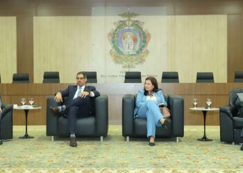 Presidente do TCE participa de mesa de debates sobre governança e compliance no TJAM
