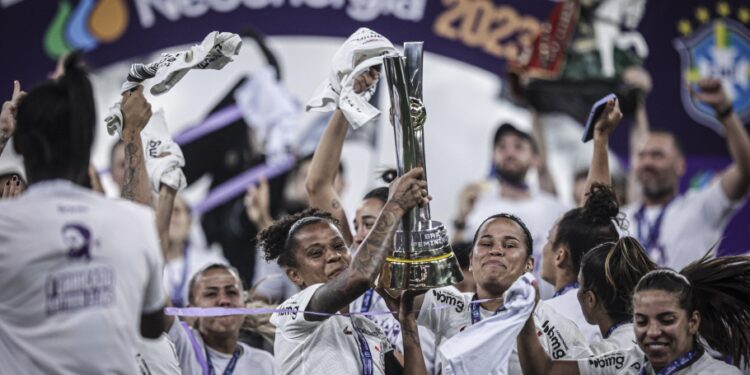 Corinthians vence Ferroviária e leva o Brasileiro Feminino pela 5ª vez