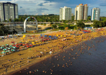 Prefeitura dispõe dois telões para jogo entre Flamengo e São Paulo na Ponta Negra