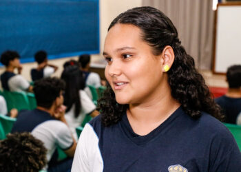 Projeto do Governo do Amazonas prepara alunos da rede pública do estado para o mercado de trabalho