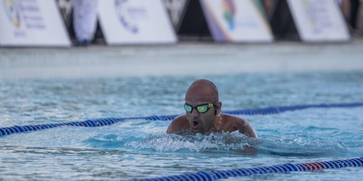 Aluno da Estácio busca vaga para as Paralimpíadas de Paris 2024 