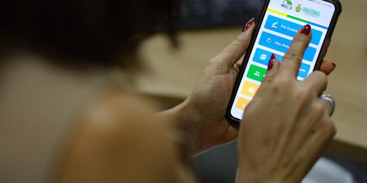 Programa Amazonas Meu Lar chega a 122 mil pré-cadastros, em menos de um mês 