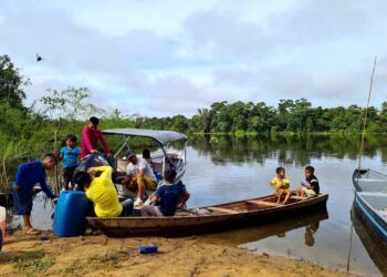 Povos indígenas Banawa e Jamamadi unem forças para proteção territorial conjunta