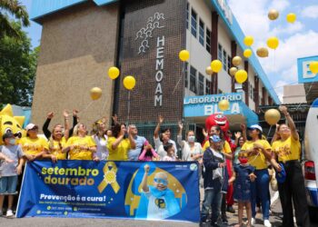 Setembro Dourado: Hemoam e Gacc realizam blitz e pacientes tocam o sino da cura