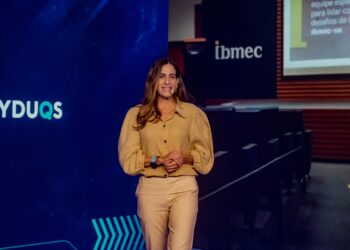 Estácio impulsiona a trabalhabilidade dos alunos com certificações intermediárias