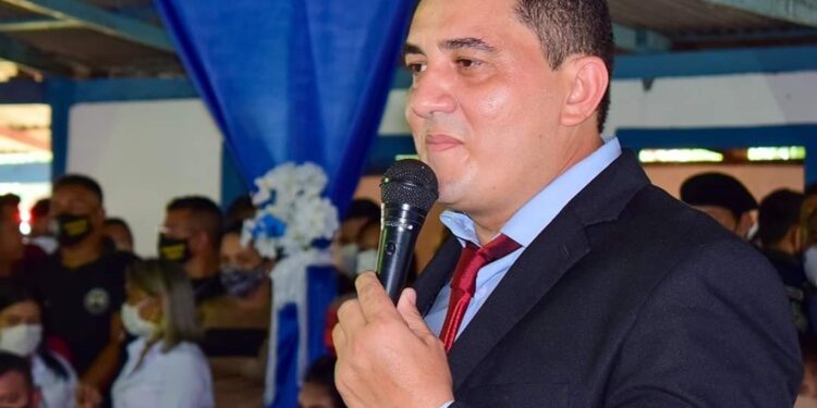 Justiça Federal determina que Simão Peixoto reassuma comando da Prefeitura de Borba