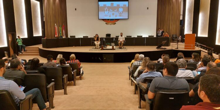 TCE-AM realiza o primeiro dia de masterclass sobre prevenção e combate ao assédio