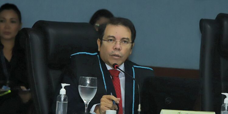 Conselheiro substituto do TCE-AM suspende pregão eletrônico da Sefaz para contratação de empresa de Big Data