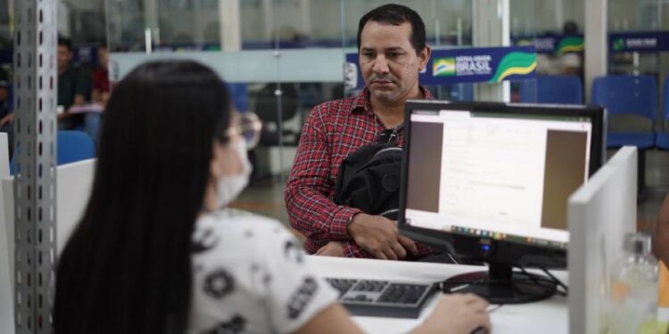 Sine Amazonas divulga 143 vagas de emprego para esta terça-feira