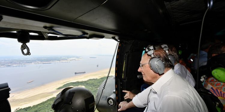 Vice-presidente do Brasil diz que não faltarão recursos para enfrentar seca na Amazônia