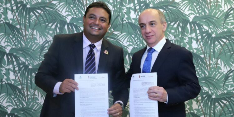 TCE-AM e CMM renovam parceria para programa semanal na Rádio Câmara Manaus