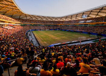 Governador anuncia ação solidária em parceria com Amazonas FC em prol de famílias afetadas pela seca